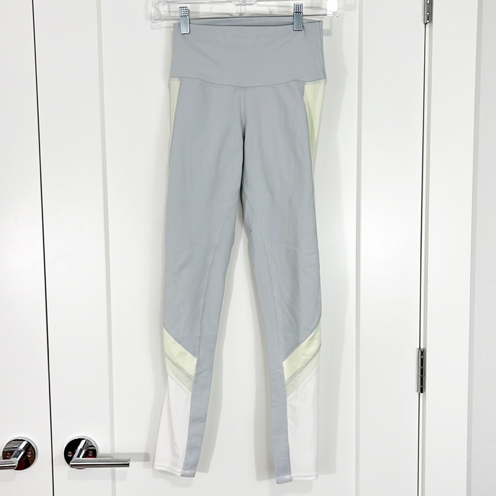 Alo Yoga Size XS Gray and Green Pastel Colorblock Athletic Mesh Panel Leggings